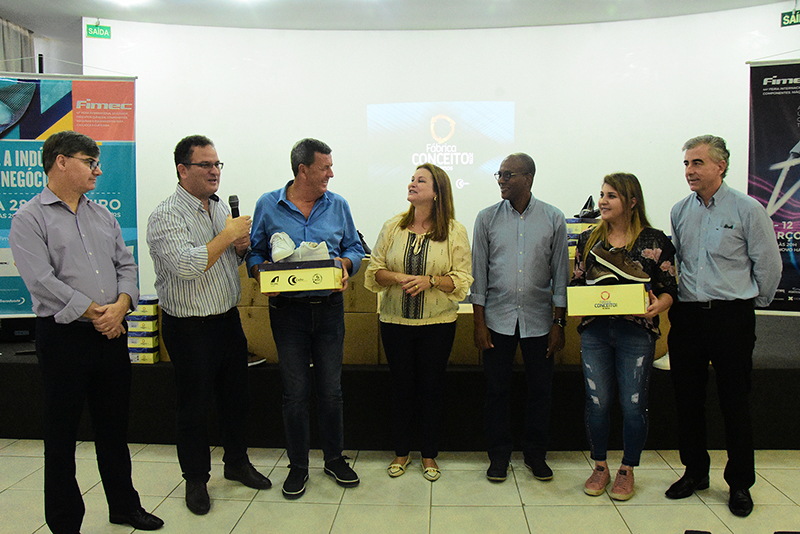 Calçados produzidos na Fimec 2019 são doados para instituições sociais Calçados produzidos na Fimec 2019 são doados para instituições sociais